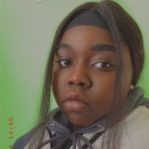 Meet your Posher, Efon